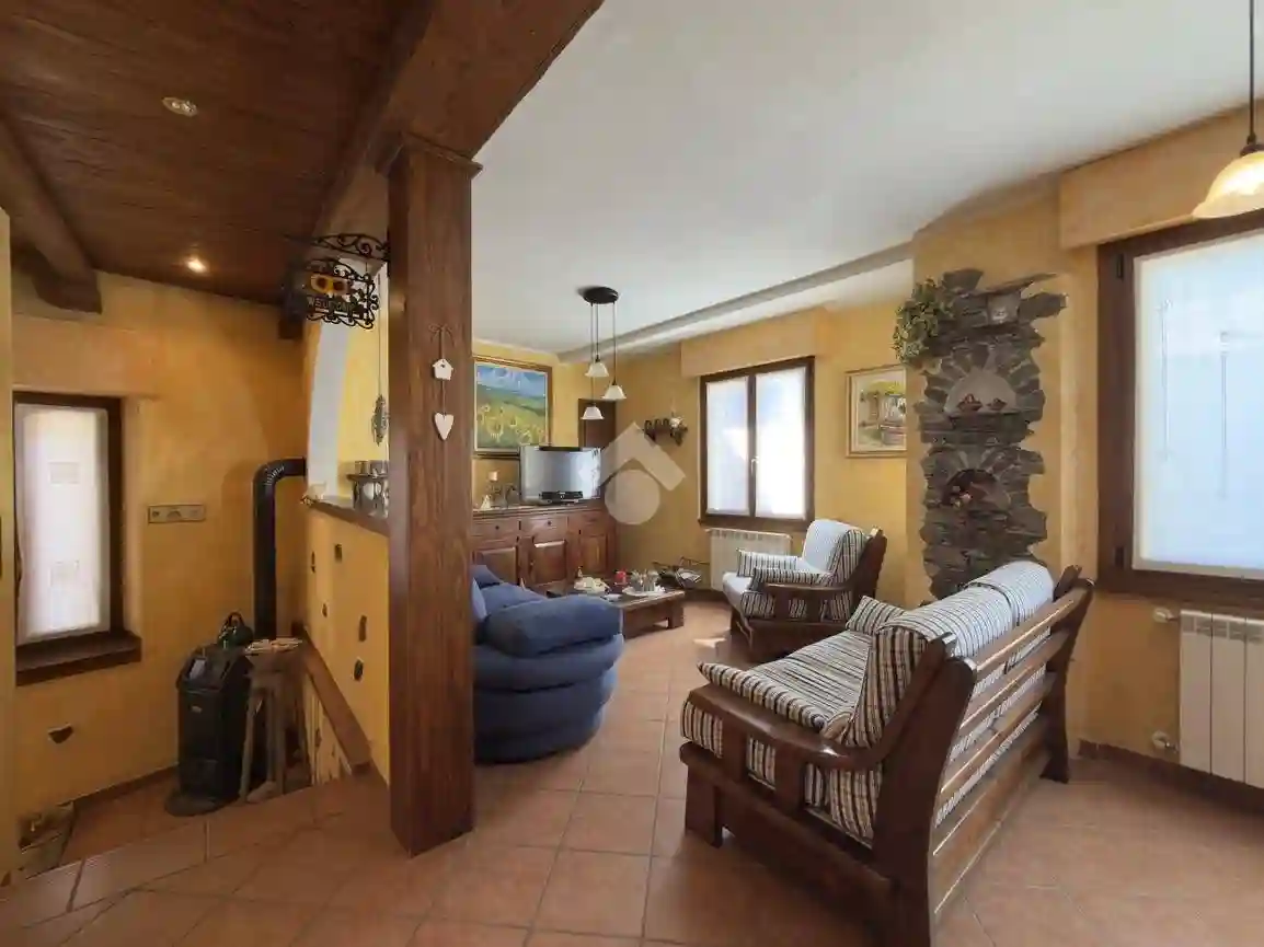 Casa indipendente - foto 2