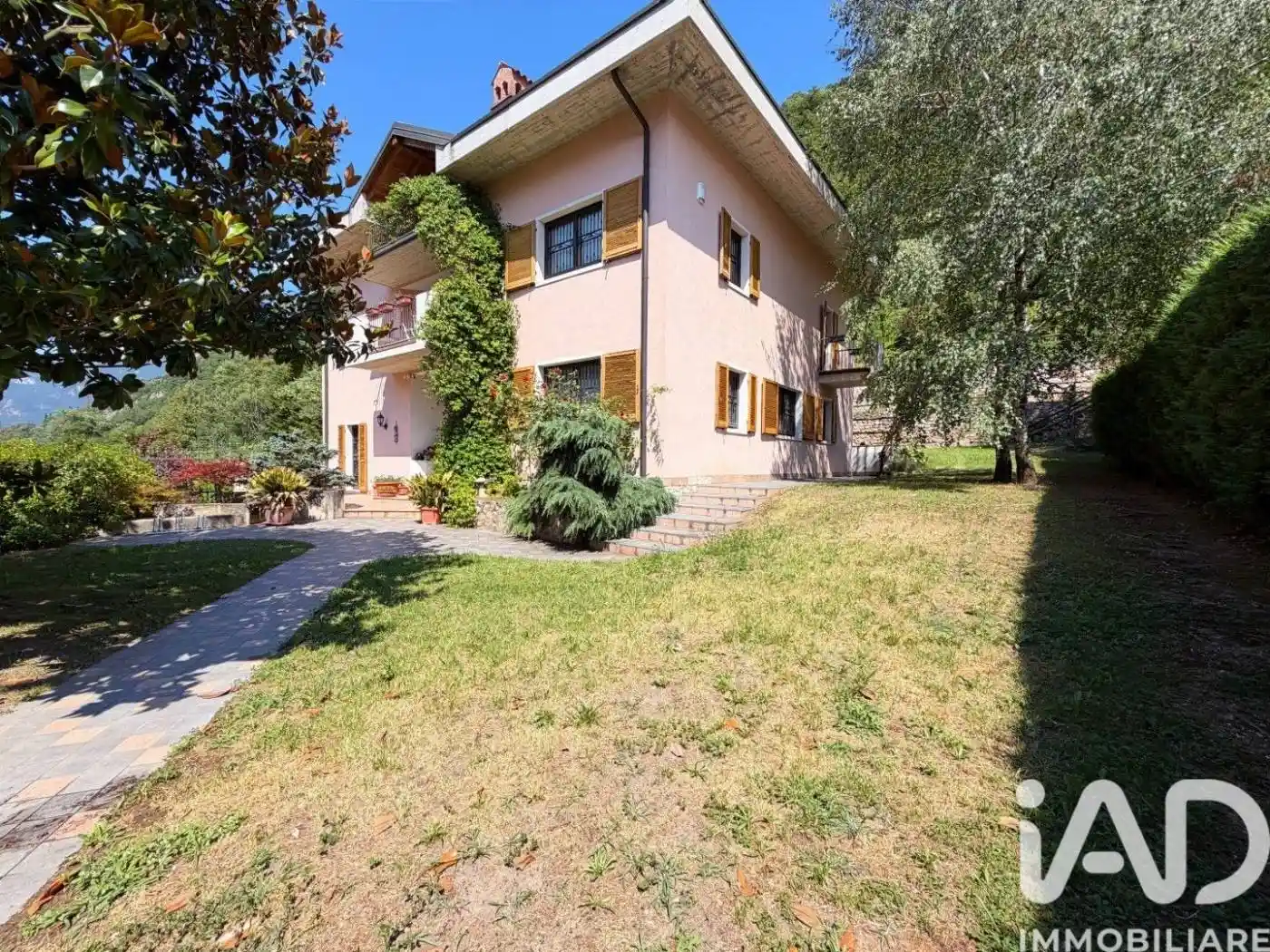 Villa in vendita a Ala