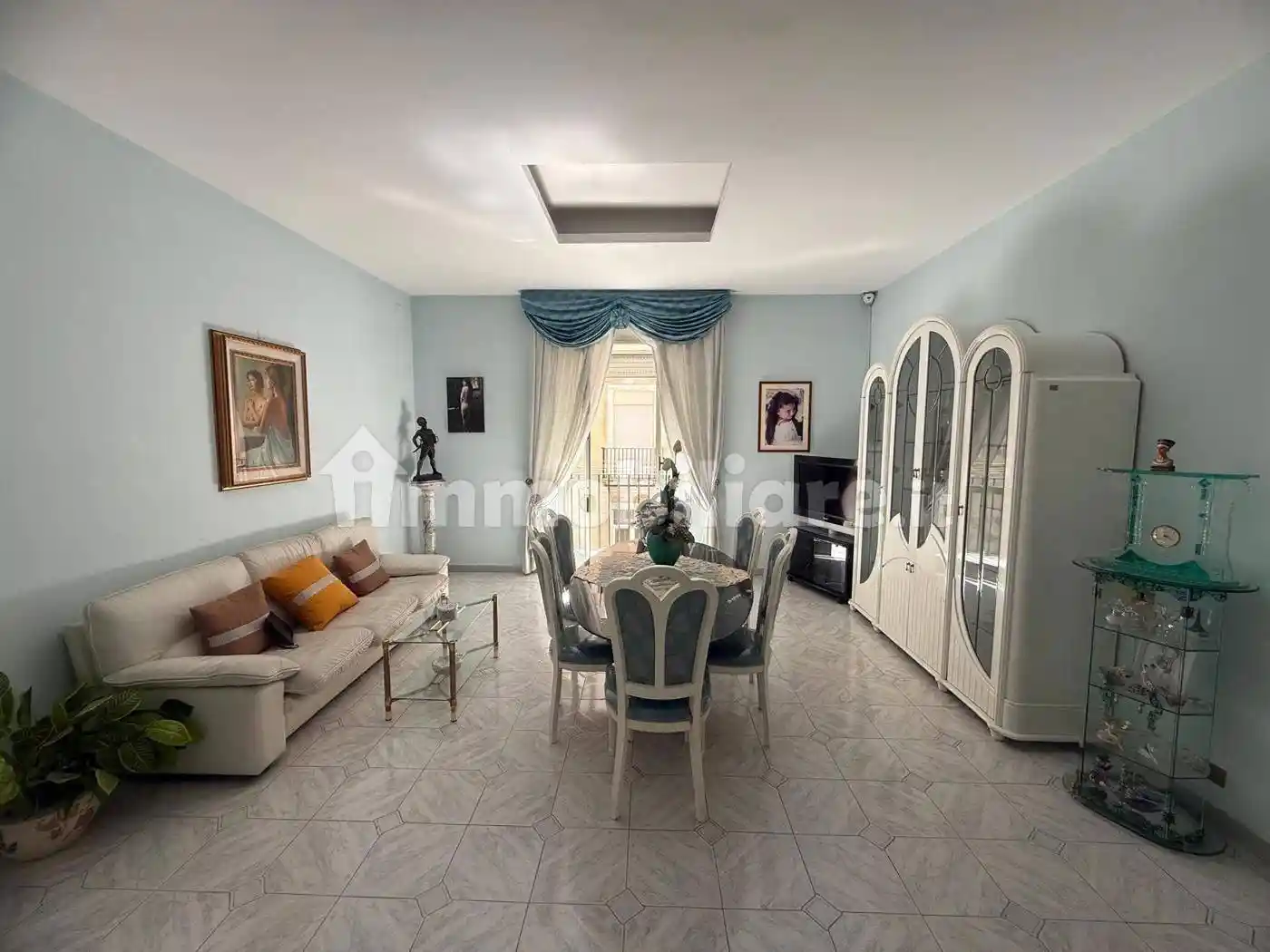 Appartamento in vendita a Napoli