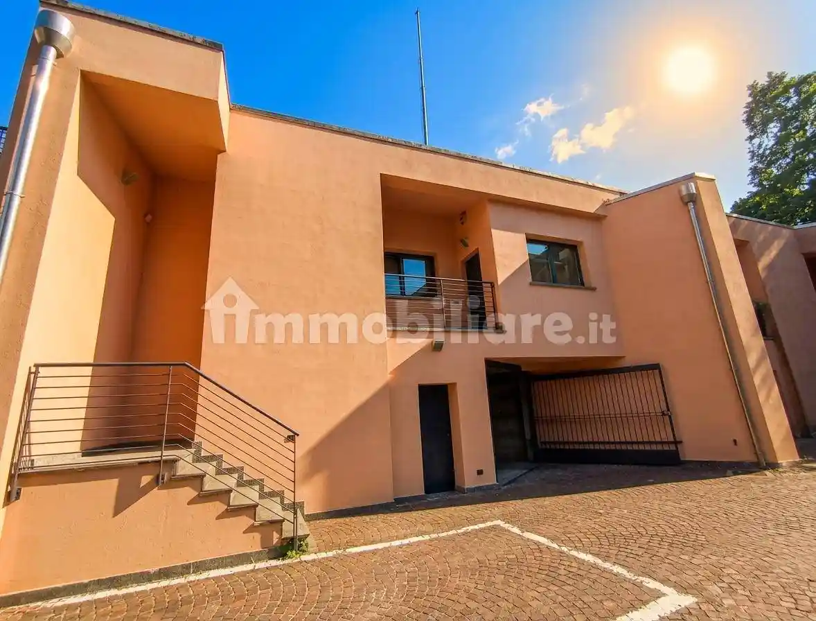 Villetta a schiera in vendita a Como