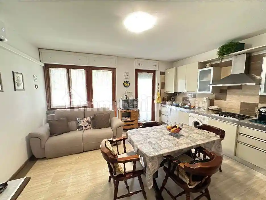 Appartamento in vendita a Carrara