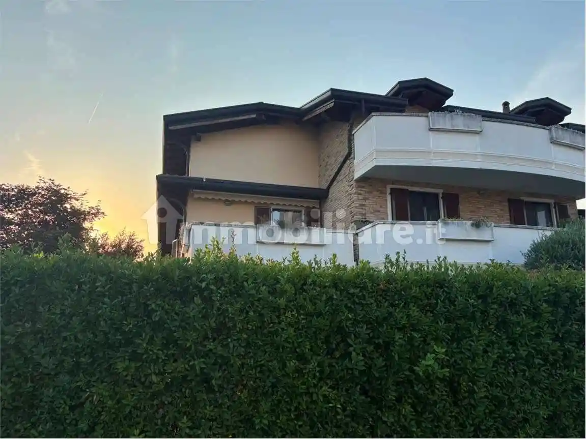 Appartamento in vendita a Meda