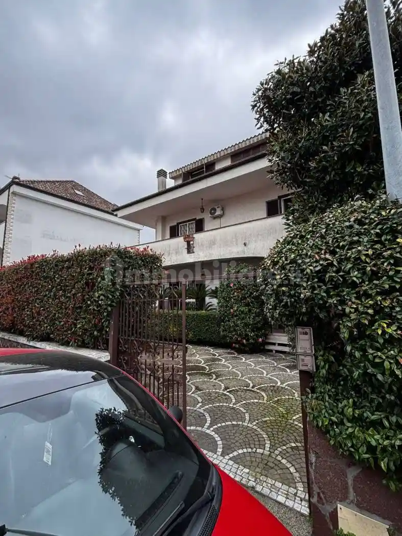 Villa in vendita a Mugnano di Napoli
