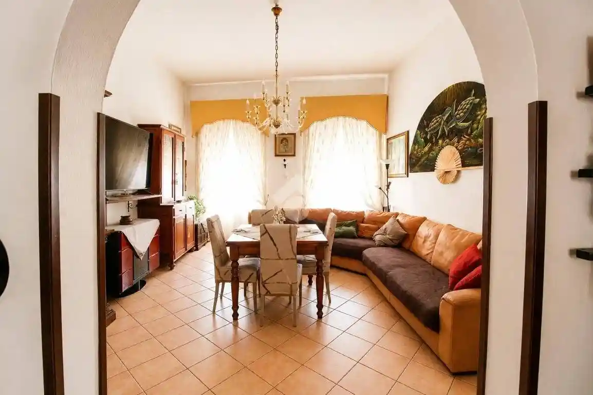 Appartamento in vendita a Livorno