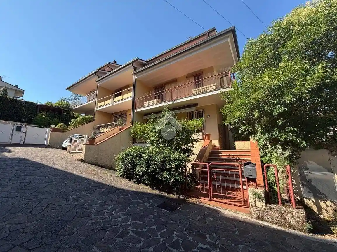 Villetta a schiera in vendita a Montecatini-Terme