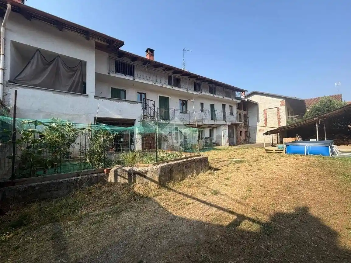Casa indipendente in vendita a Trana
