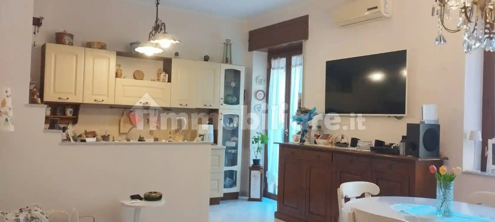 Appartamento in vendita a Napoli
