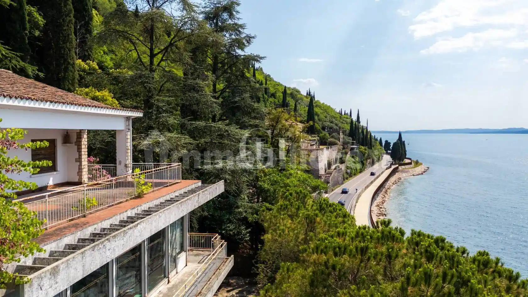 Villa in vendita a Torri del Benaco