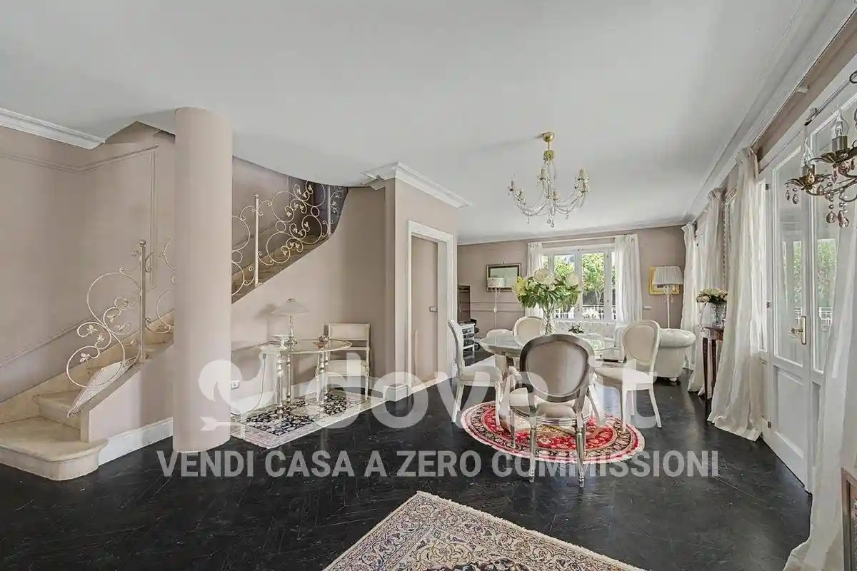 Villa in vendita a Prato