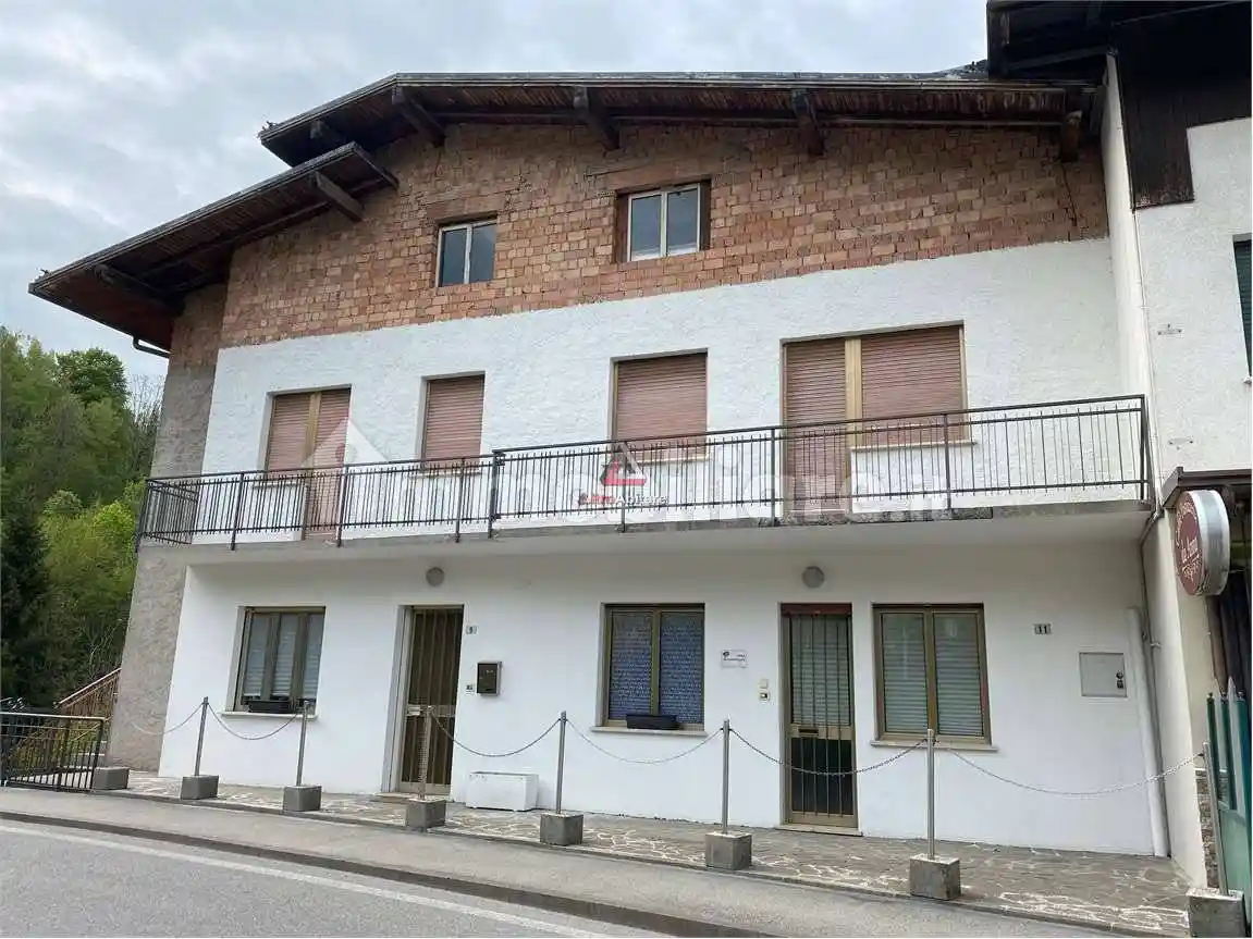 Appartamento in vendita a Tambre
