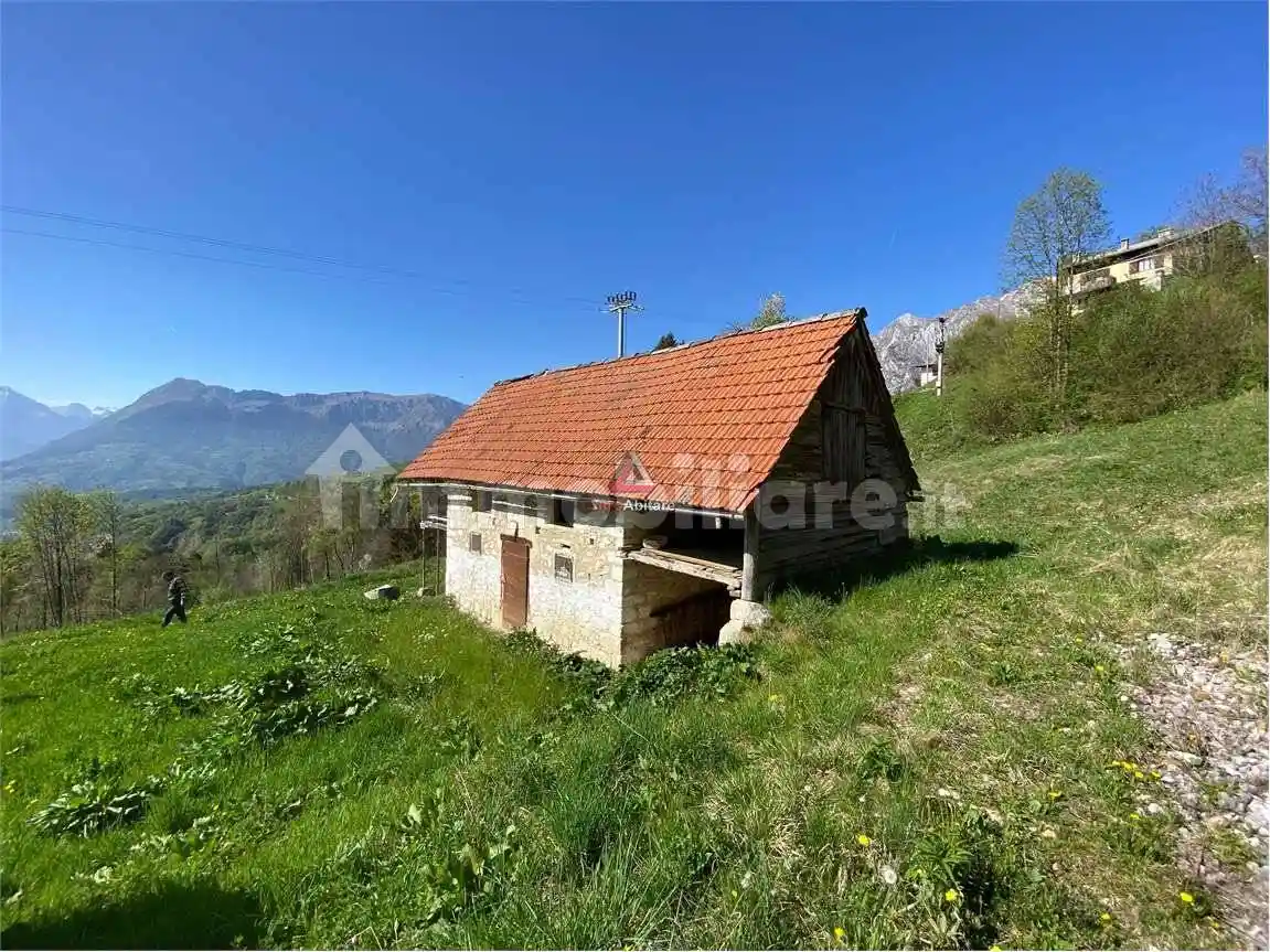 Rustico - Casale in vendita a Tambre