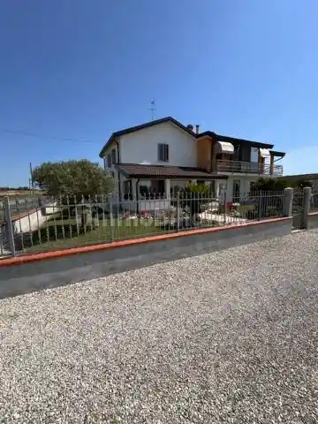 Villa in vendita a Porto Tolle