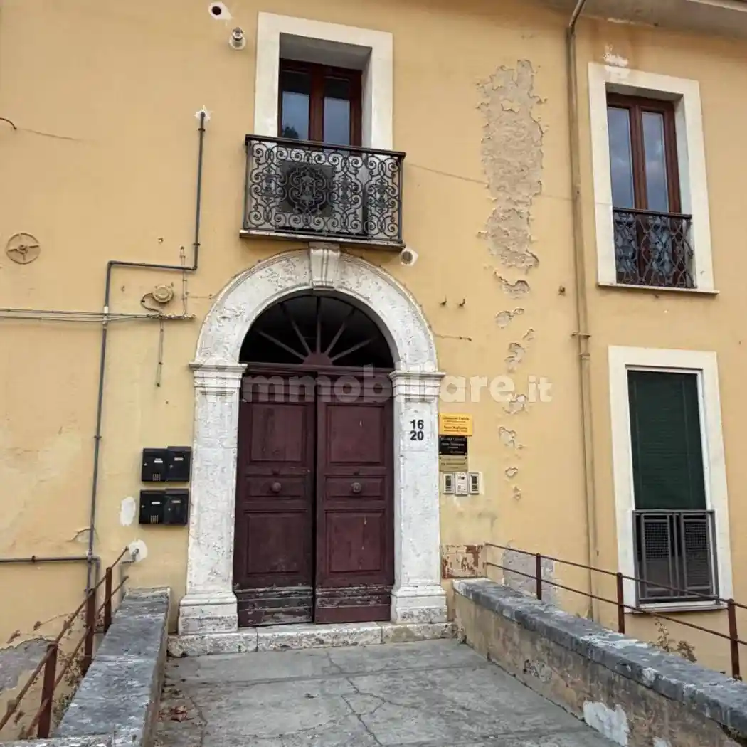 Appartamento in vendita a Isola del Liri