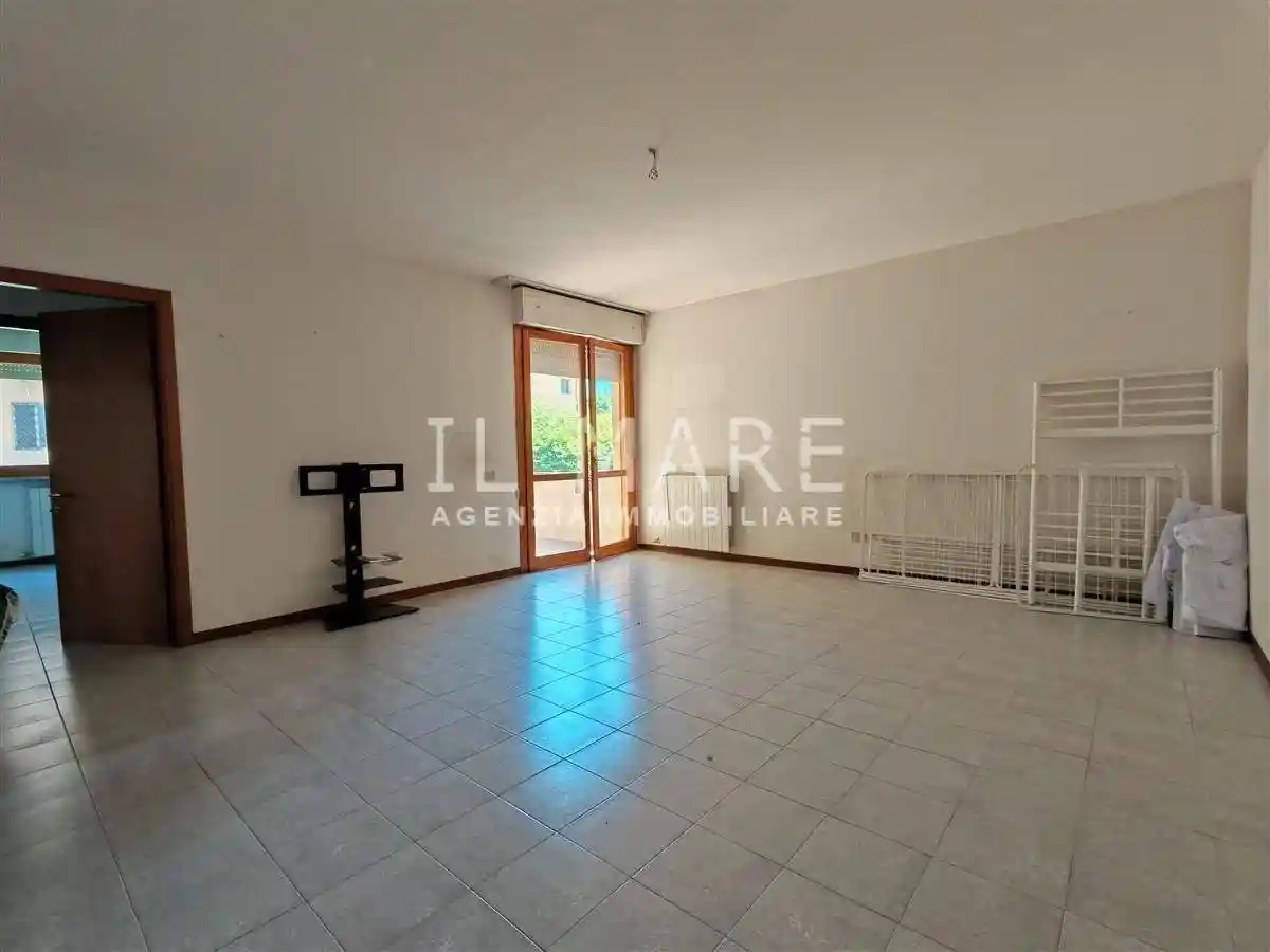Appartamento in vendita a Massa