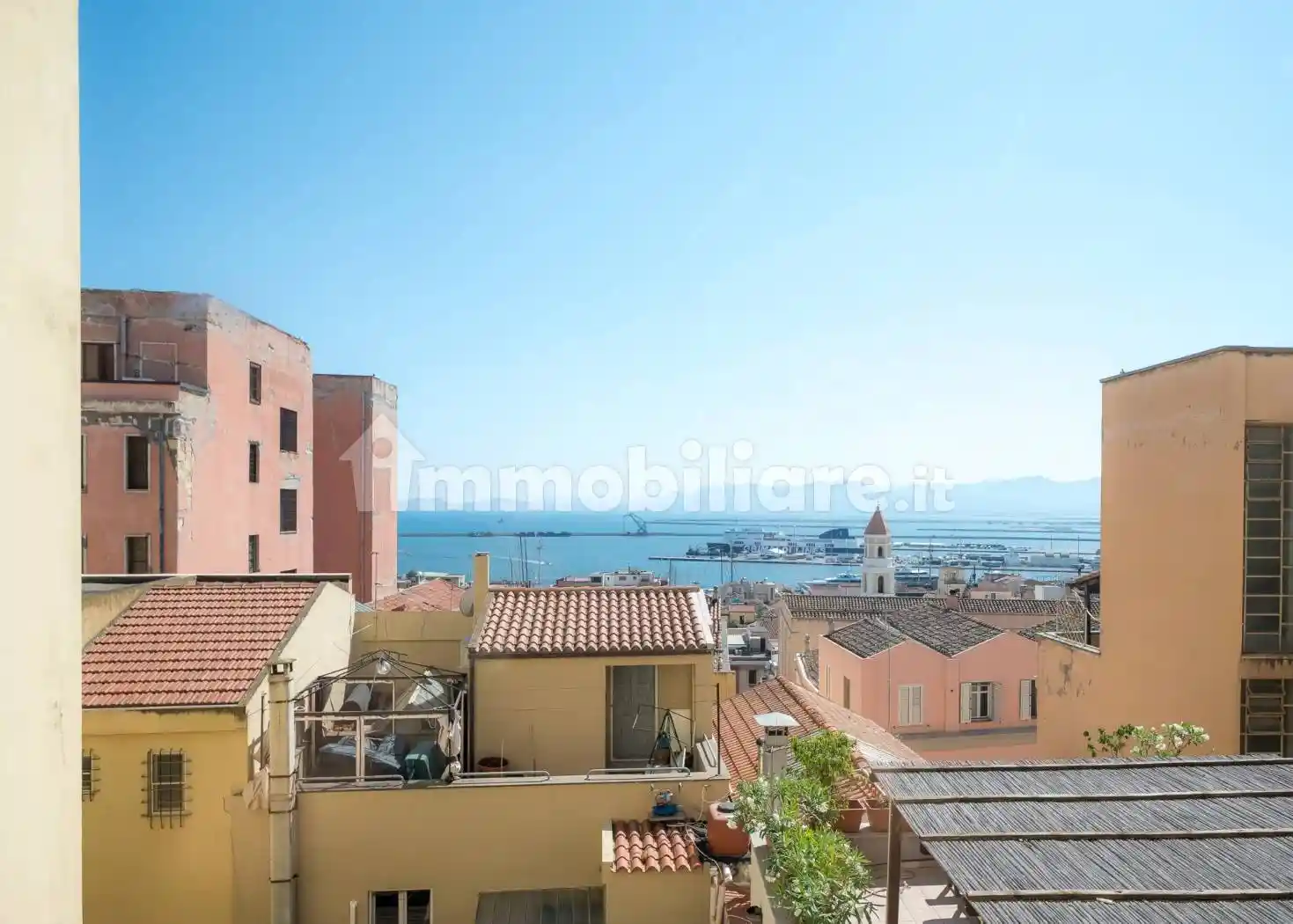 Appartamento in vendita a Cagliari