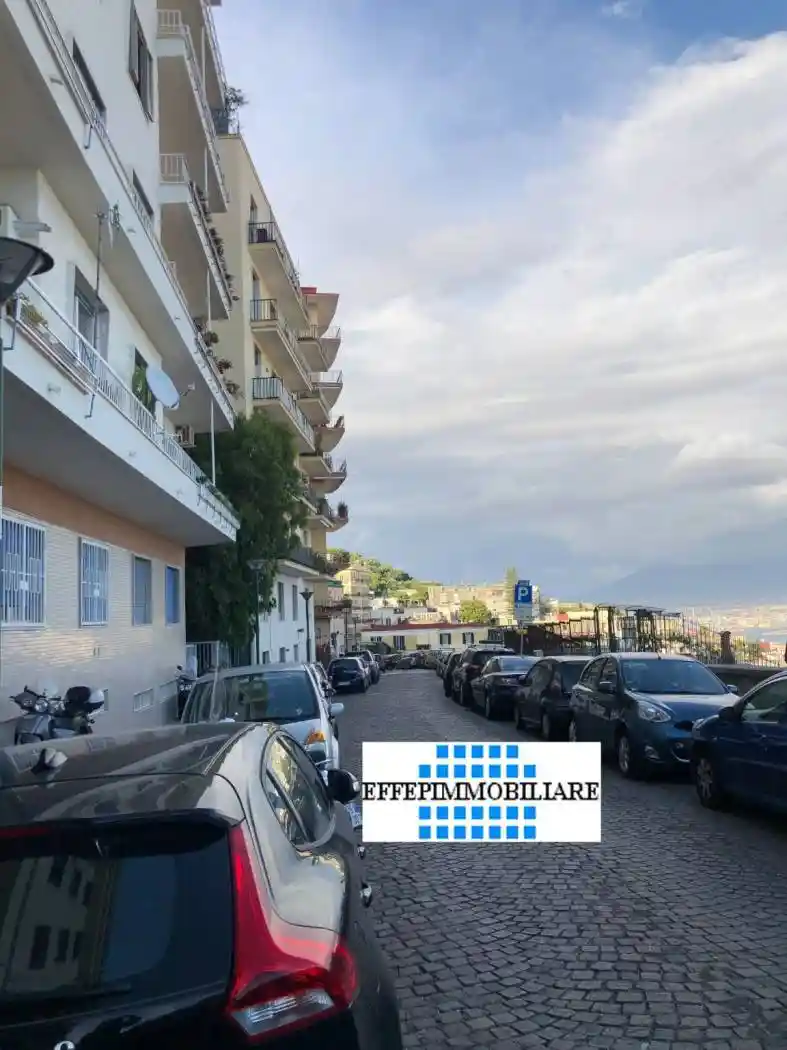 Appartamento in affitto a Napoli