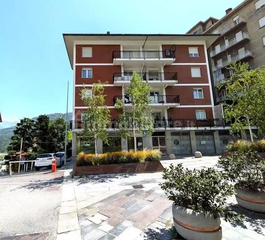 Appartamento in vendita a Chatillon