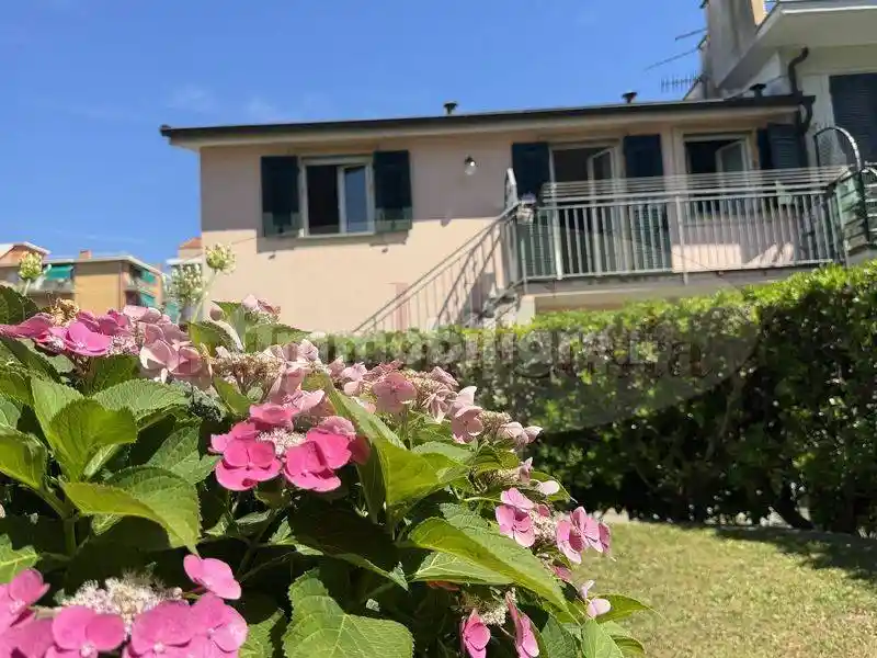 Villa in affitto a Lavagna