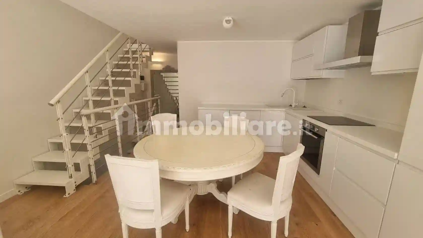 Loft - foto 2
