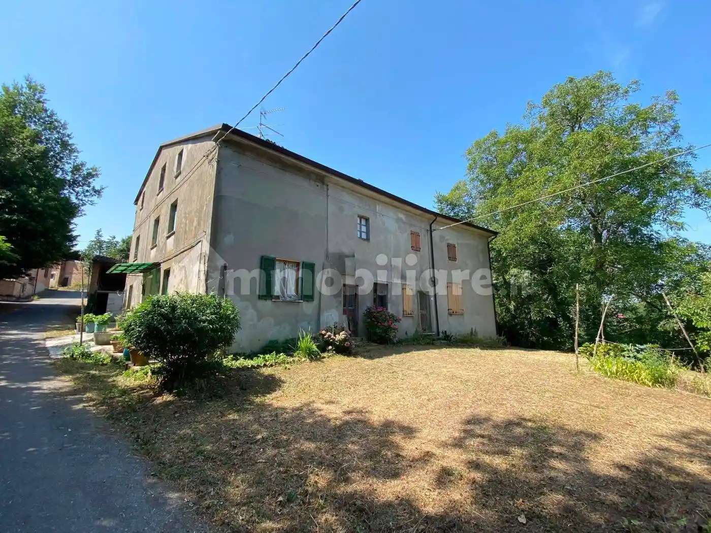 Villa in vendita a Gropparello