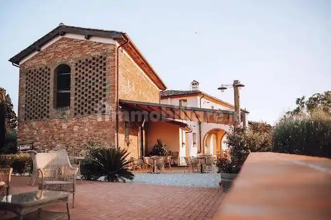 Rustico - Casale in vendita a Cerreto Guidi