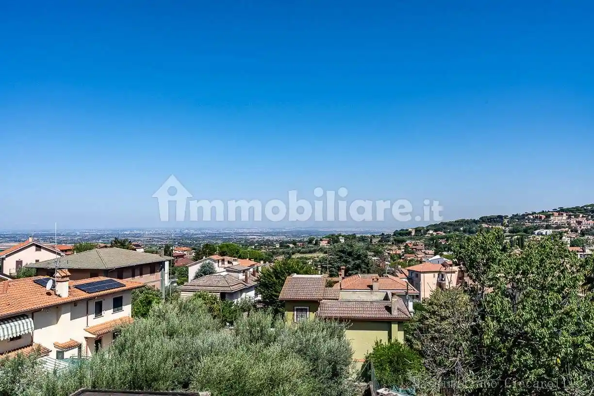 Appartamento in vendita a Albano Laziale