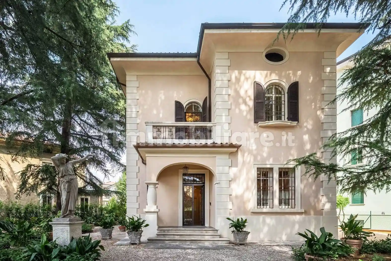Villa in affitto a Verona