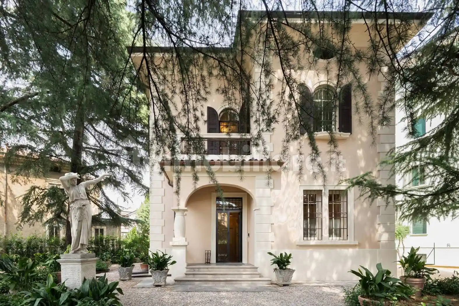 Villa in vendita a Verona