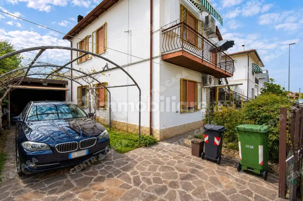 Villa in vendita a Legnago
