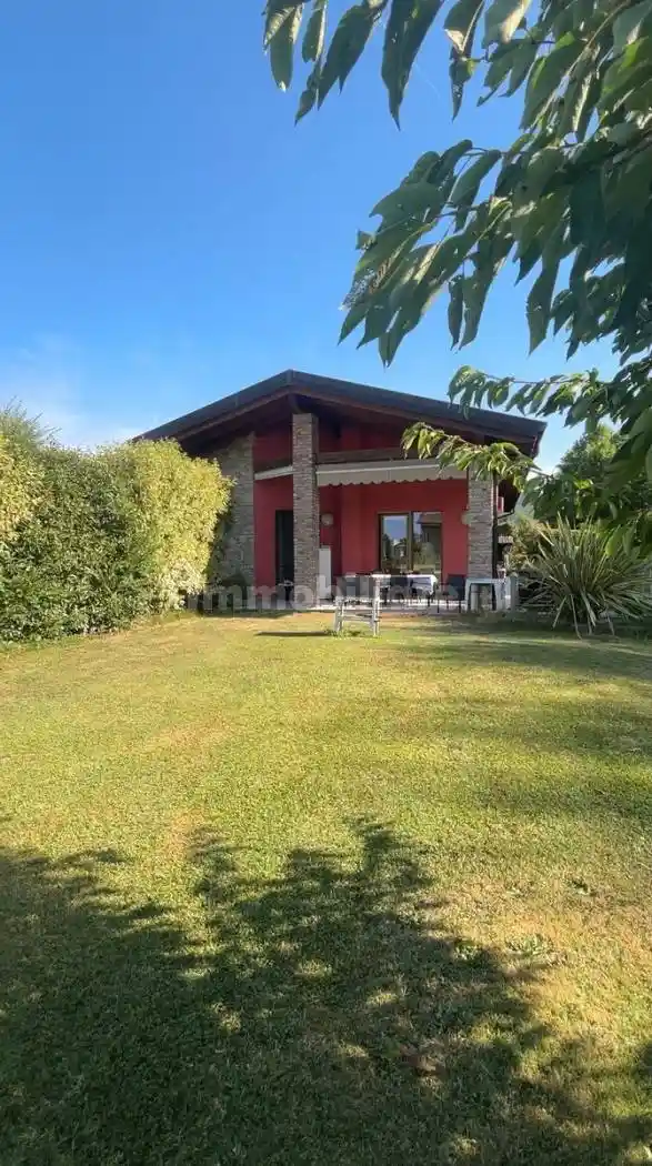 Villa in vendita a Chiuduno