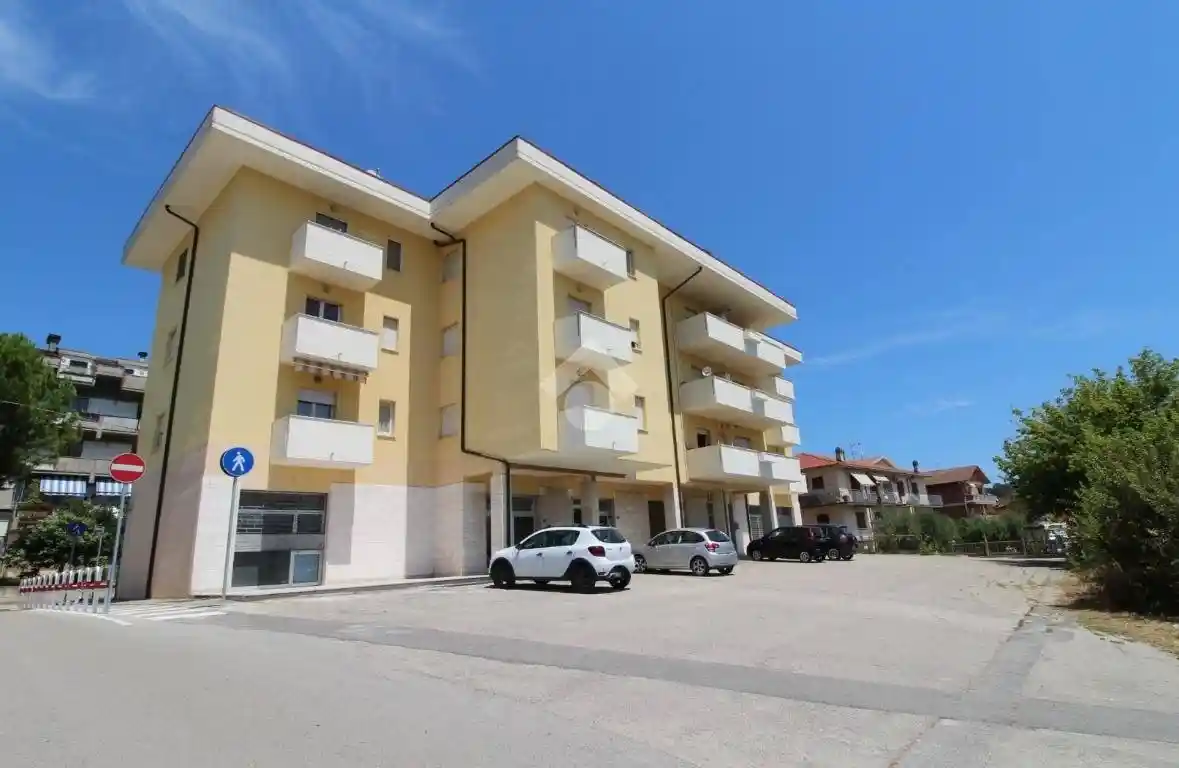 Appartamento in vendita a Bellante