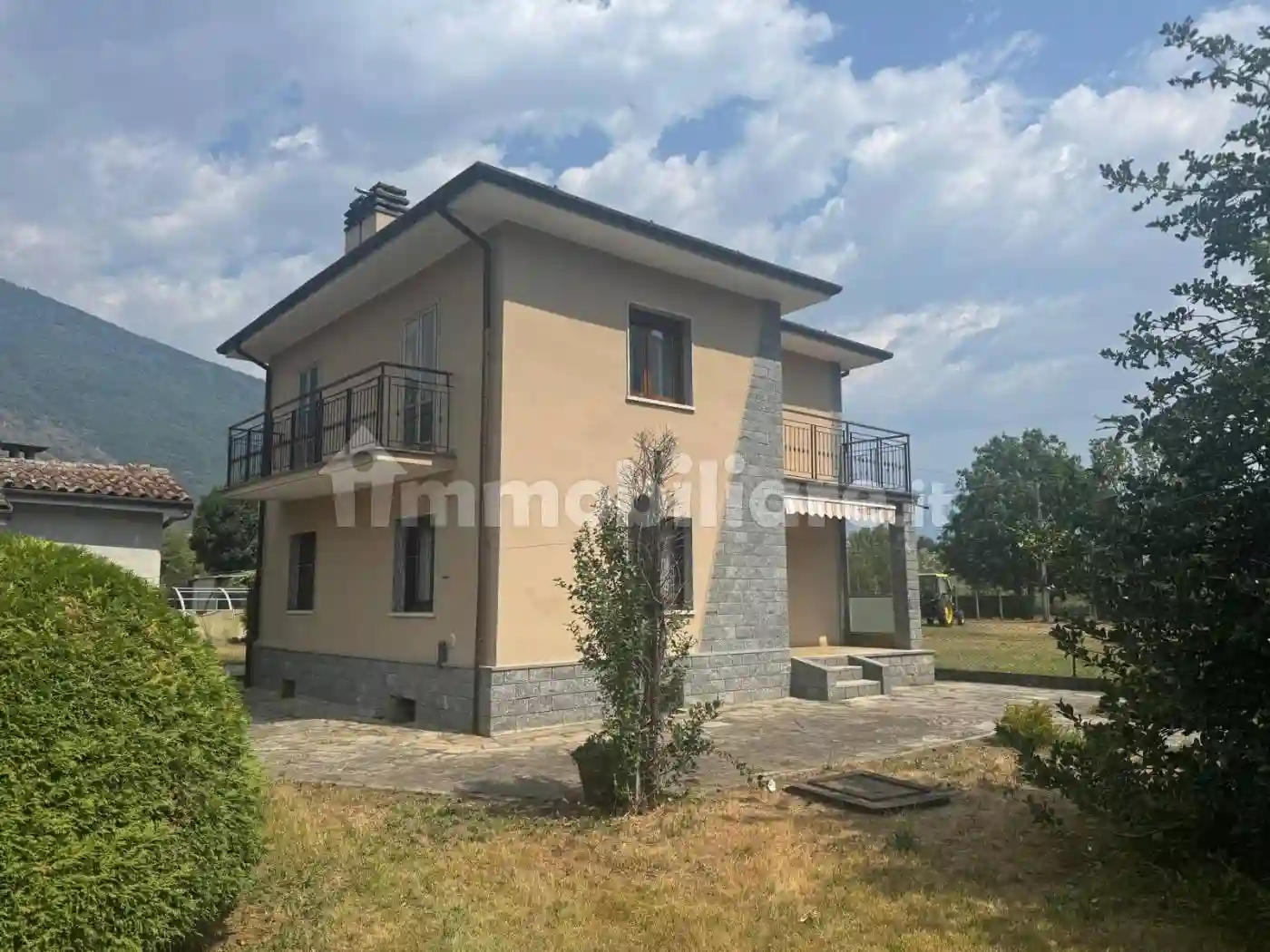 Villa - foto 2
