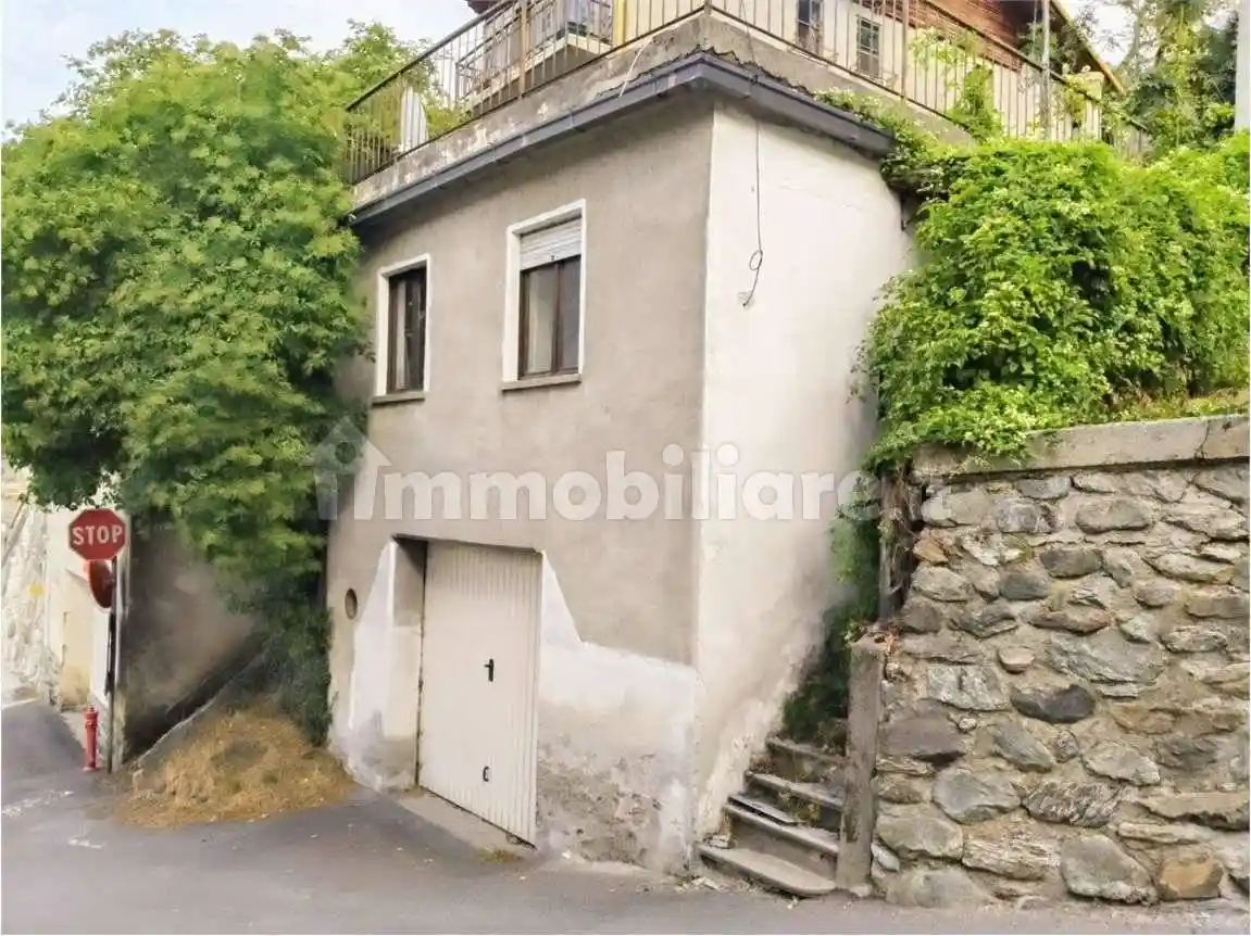Casa indipendente in vendita a Brissogne