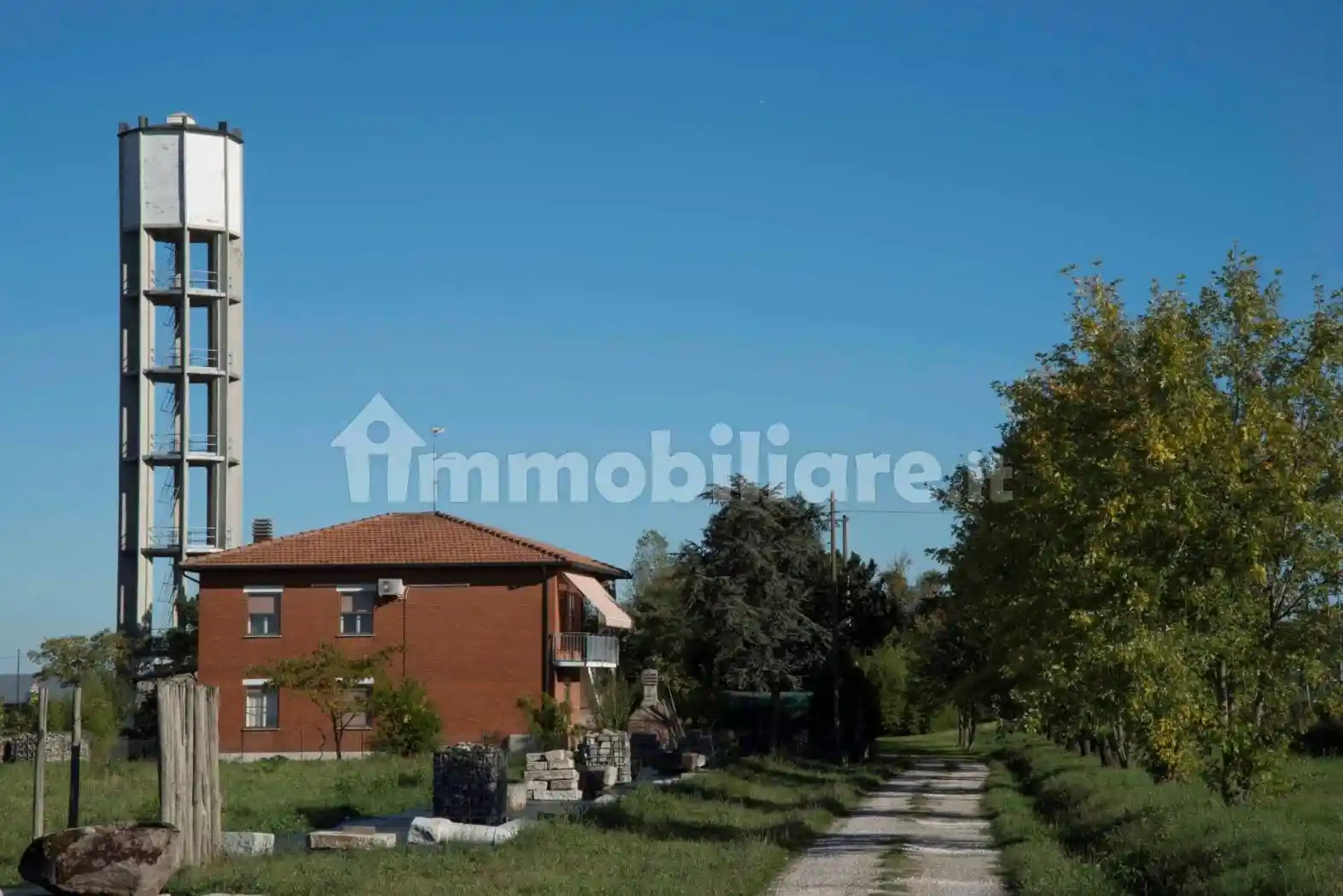 Villa in vendita a Imola