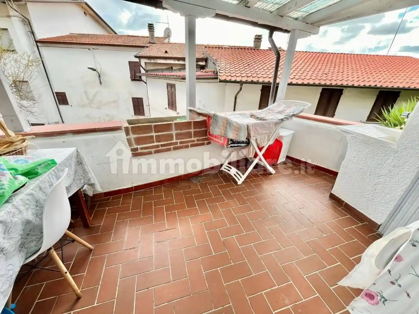 Casa indipendente in vendita a Massa