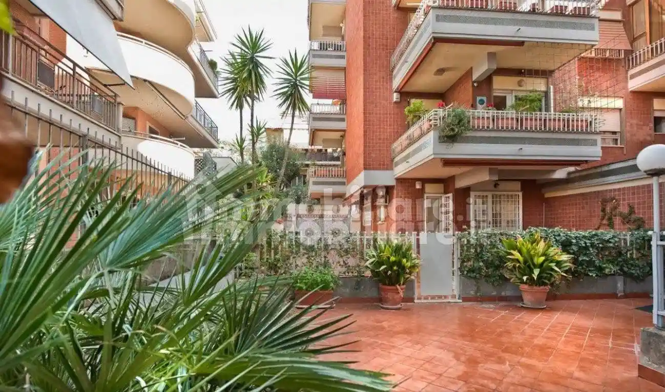 Appartamento in vendita a Grottaferrata