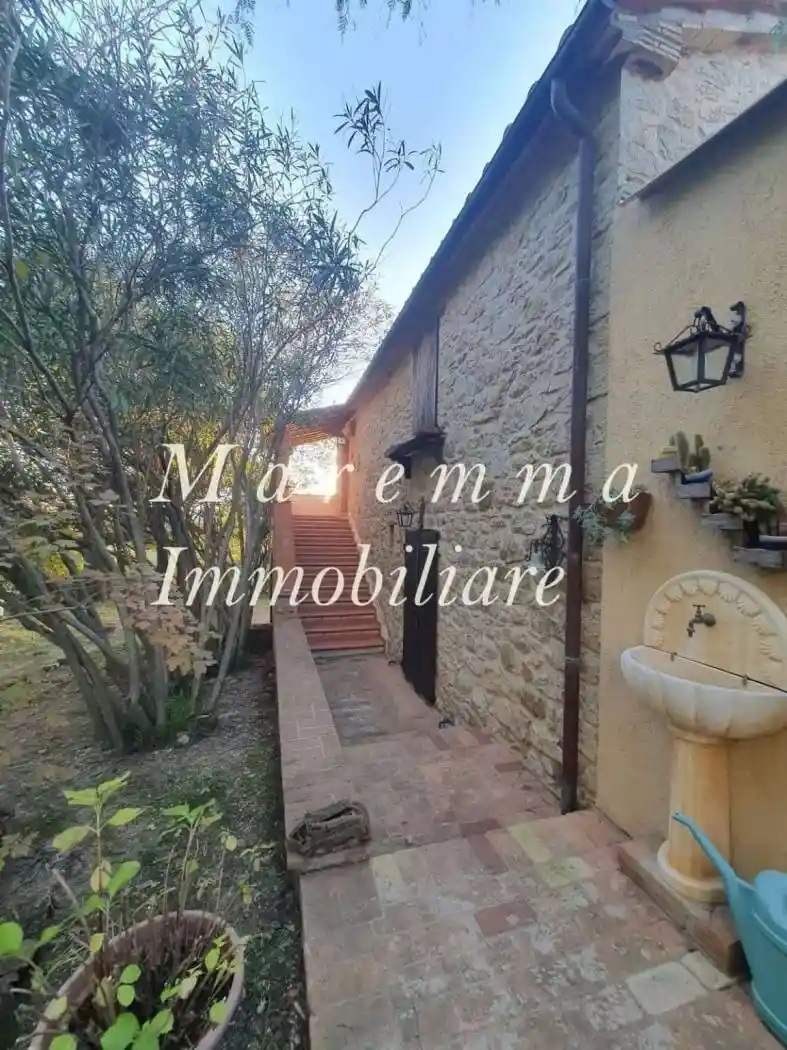 Rustico - Casale in vendita a Manciano