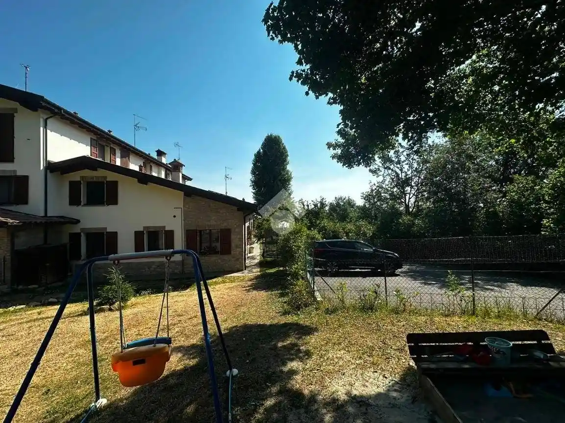 Villa in vendita a Serramazzoni