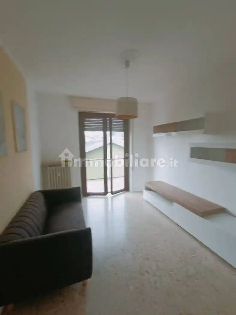 Appartamento in affitto a Novara