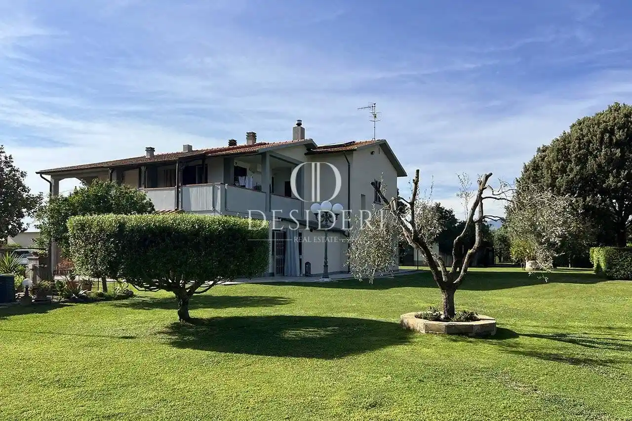 Rustico - Casale in vendita a Roccastrada