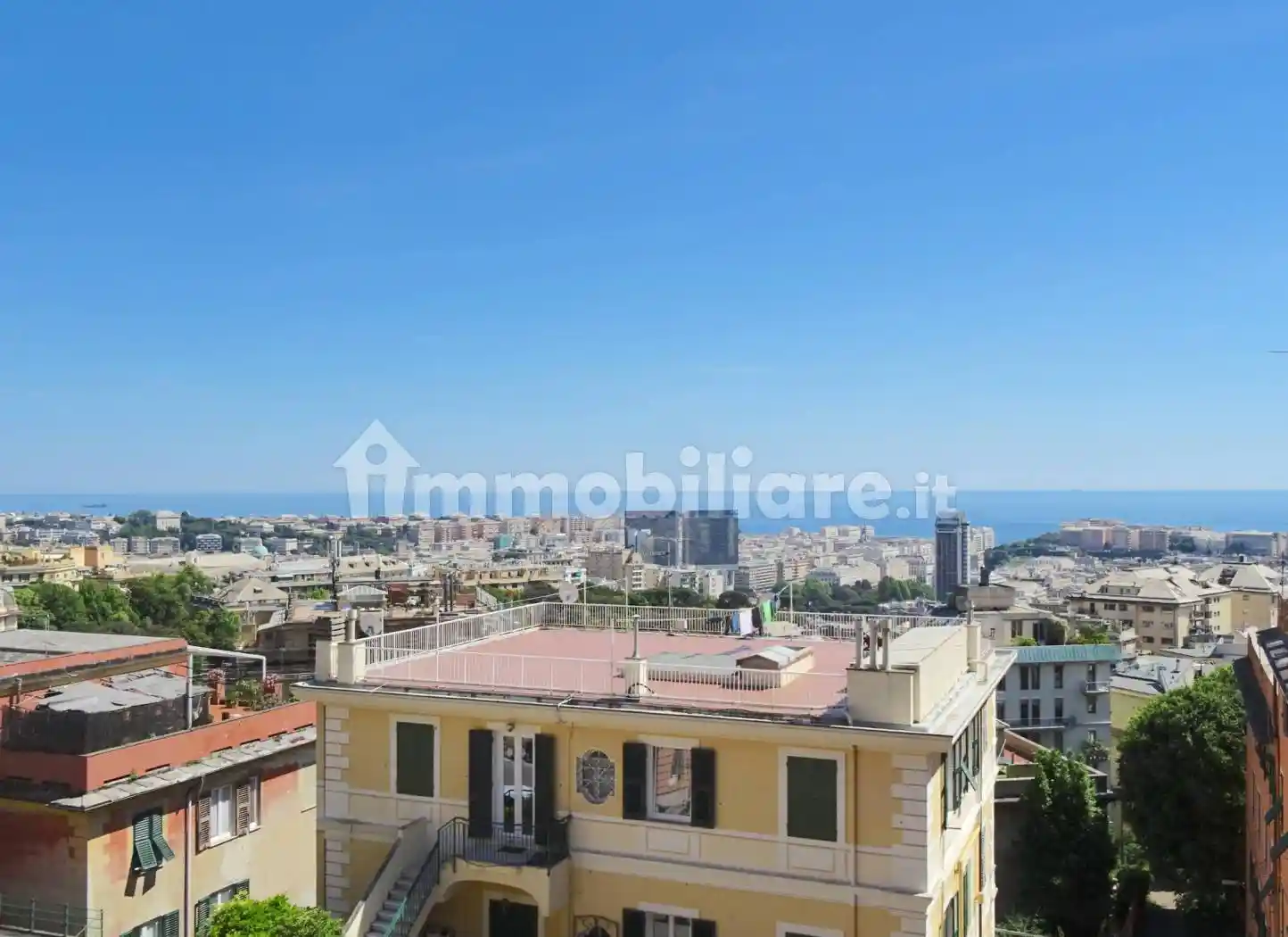 Appartamento in affitto a Genova