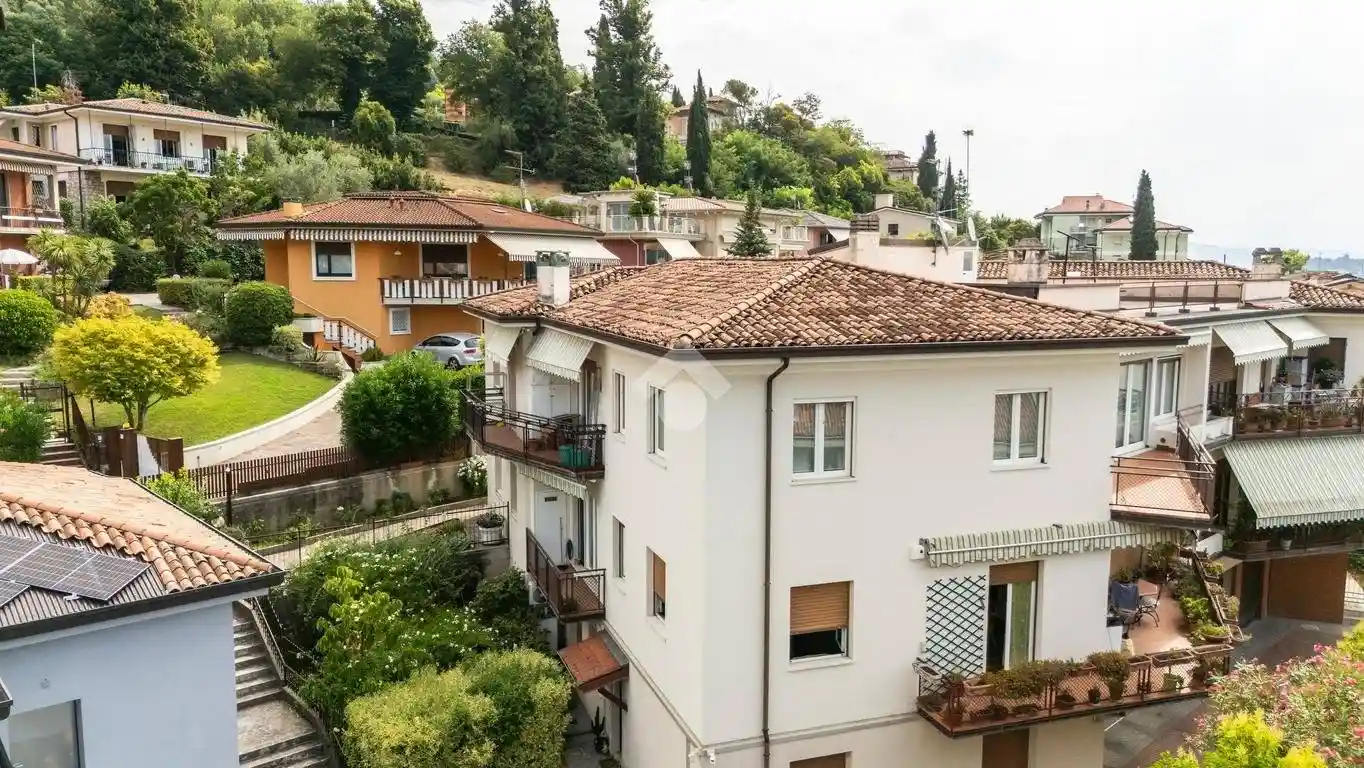 Appartamento in vendita a Salò