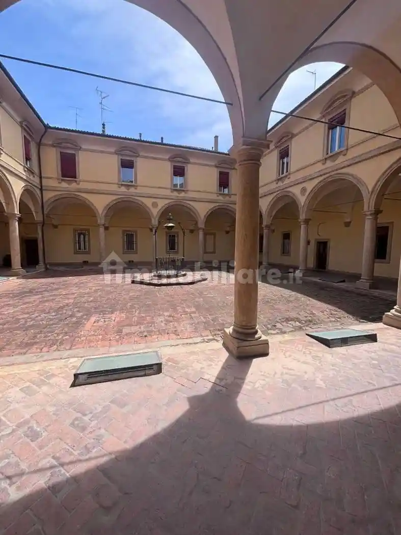 Appartamento in affitto a Bologna