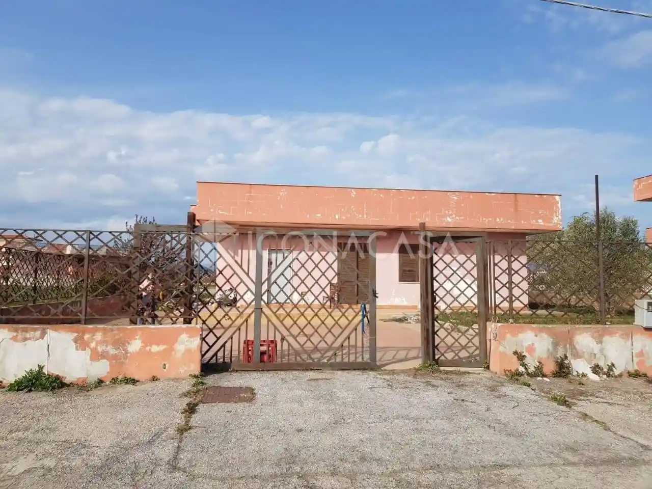 Villa in vendita a Cellole