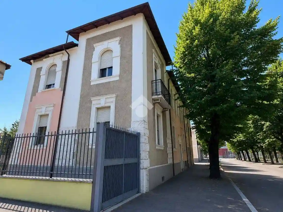 Palazzo - Edificio - foto 2