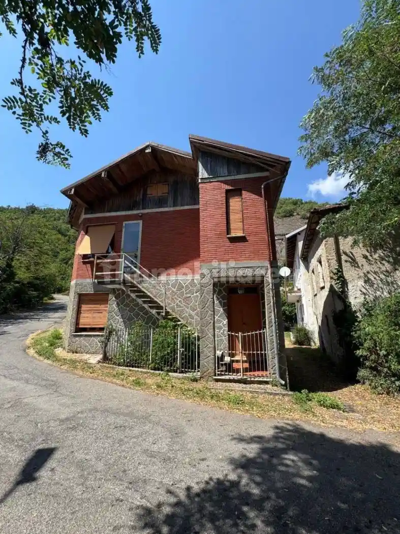 Villa in vendita a Roccaforte Ligure