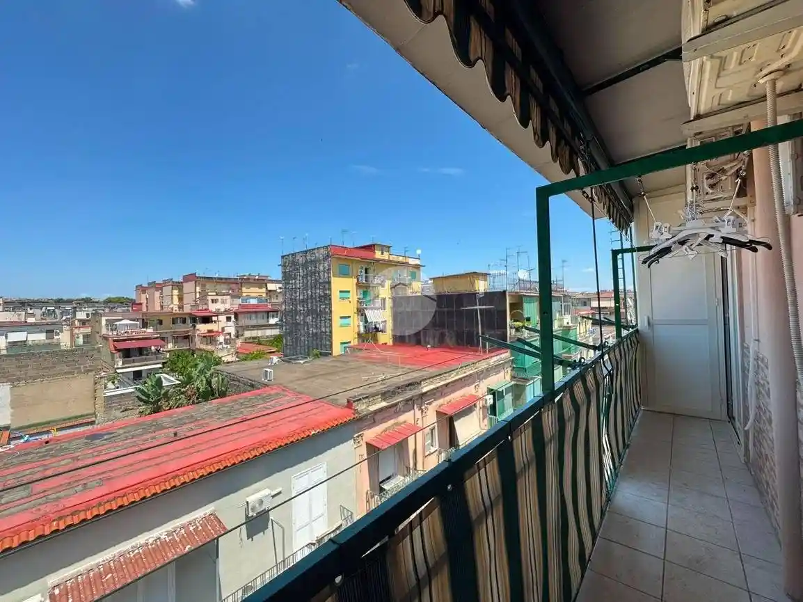Appartamento in vendita a Napoli