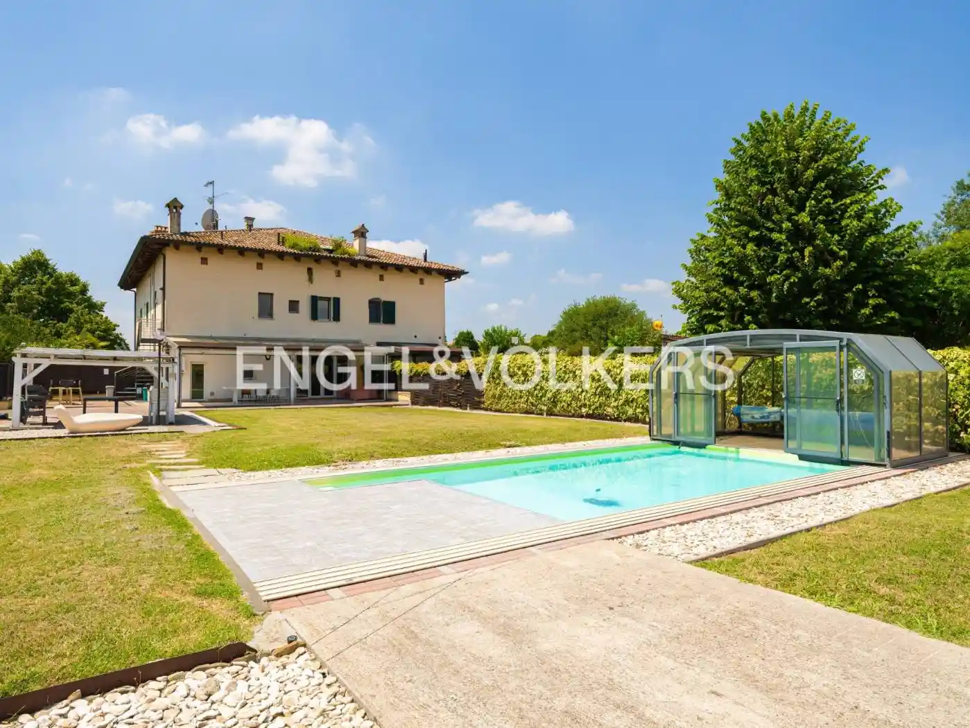 Villa in vendita a Bologna