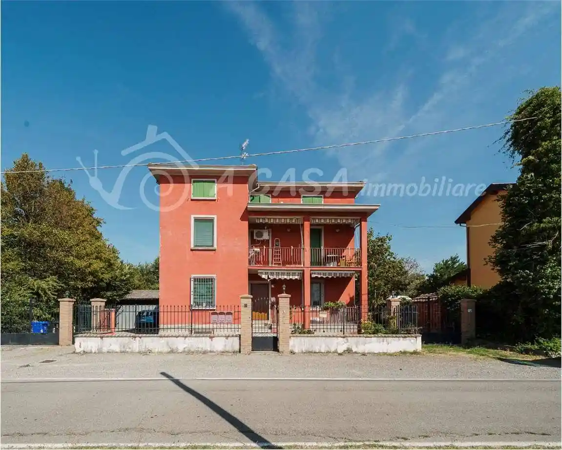 Villa in vendita a Noceto