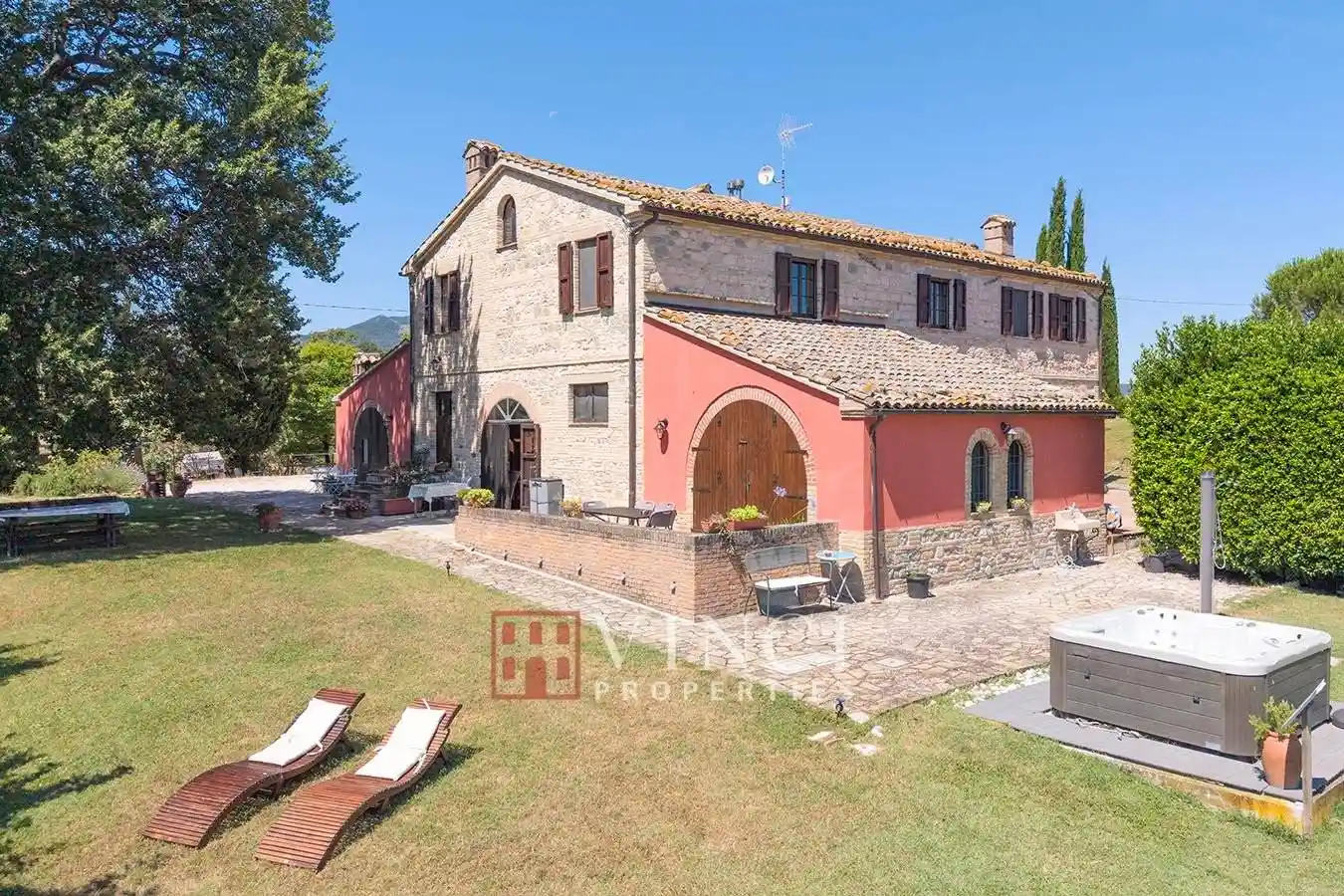 Rustico - Casale in vendita a Cingoli